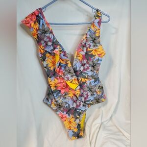 Swimsuit Bathin suit one piece size medium ruffles floral grey yellow stylish
